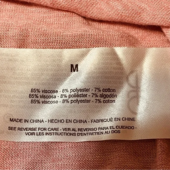 Jessica Simpson Heathered Rose V-Neck Short Sleeve Tee - Picture 5 of 7